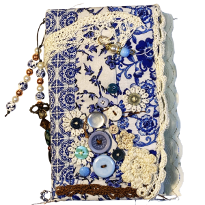Artisan Journal - A Victorian-Inspired Photo Journal - Blue & White 01